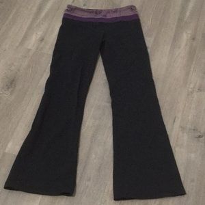 Black Lululemon size 4 yoga pants